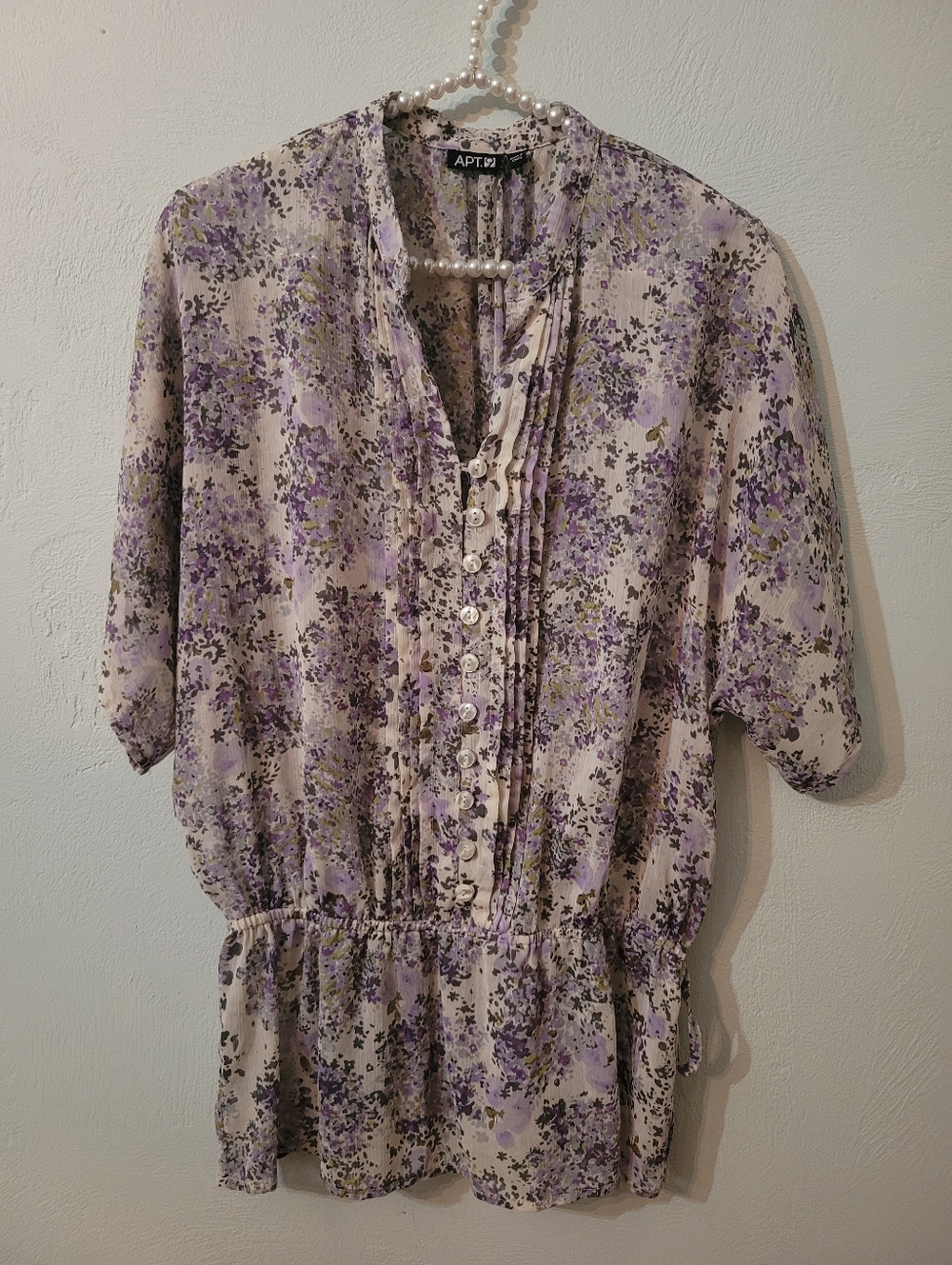 Apt.9 Timeless Unique Flower Top Size Medium